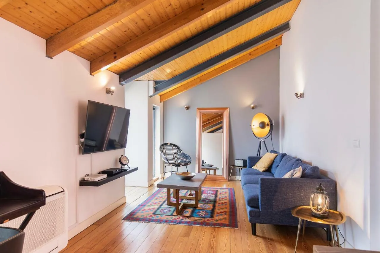 Bairro Alto Stunning Flat With Balcony By Lovelystay Lisboa Apartmán